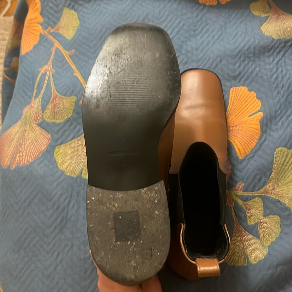 Everlane Chelsea boots size 8 - Picture 6 of 7
